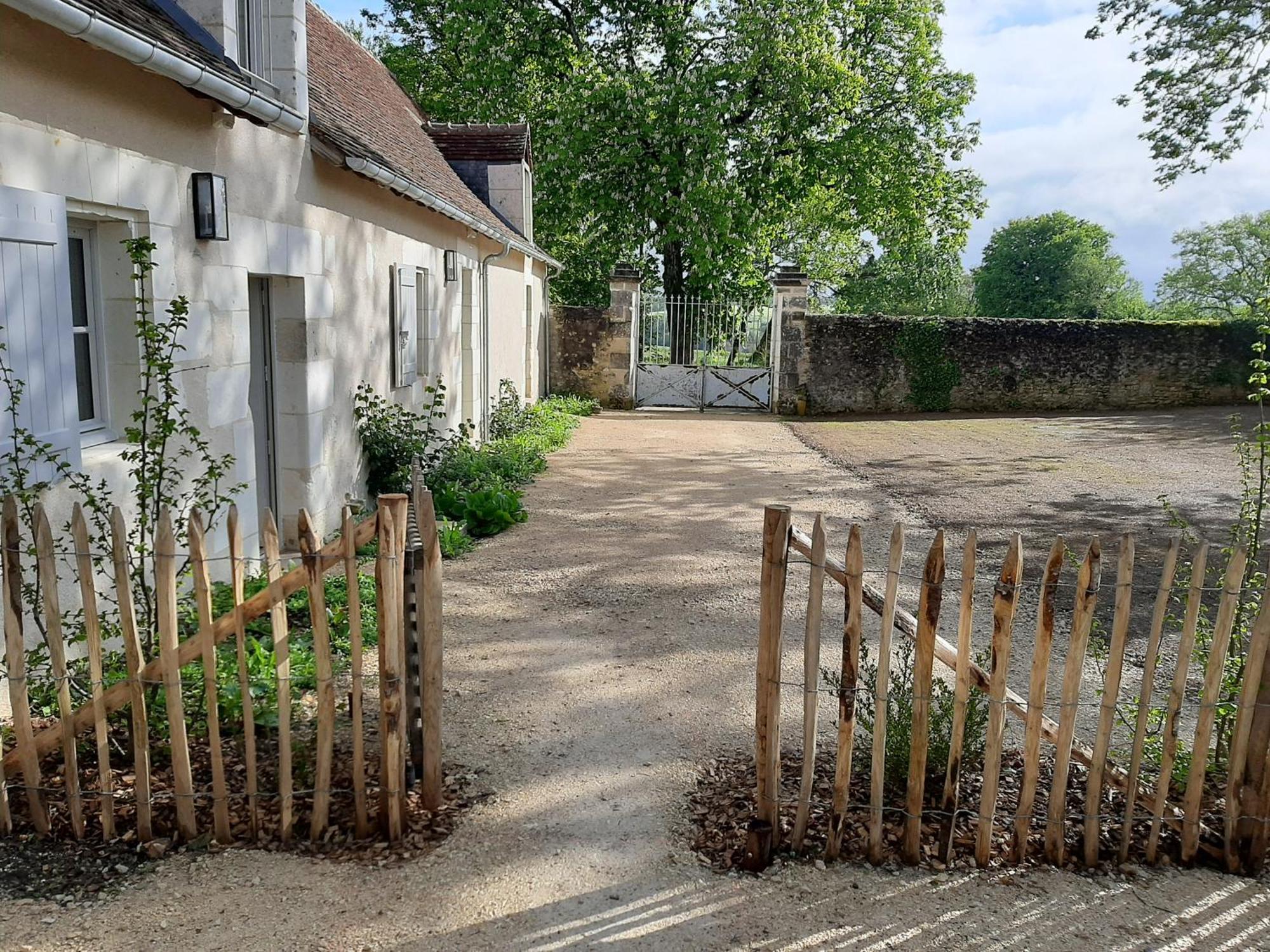 Le Puits Renaissance - Gites De Caractere Et Piscine Chauffee Chambourg-sur-Indre Eksteriør billede